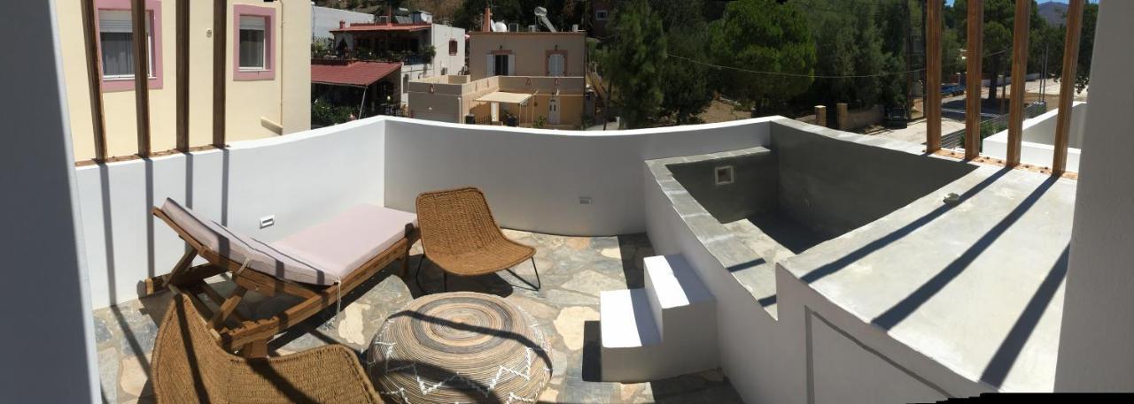 Aellia Hotel&Suites Leros Lakkíon Exterior foto